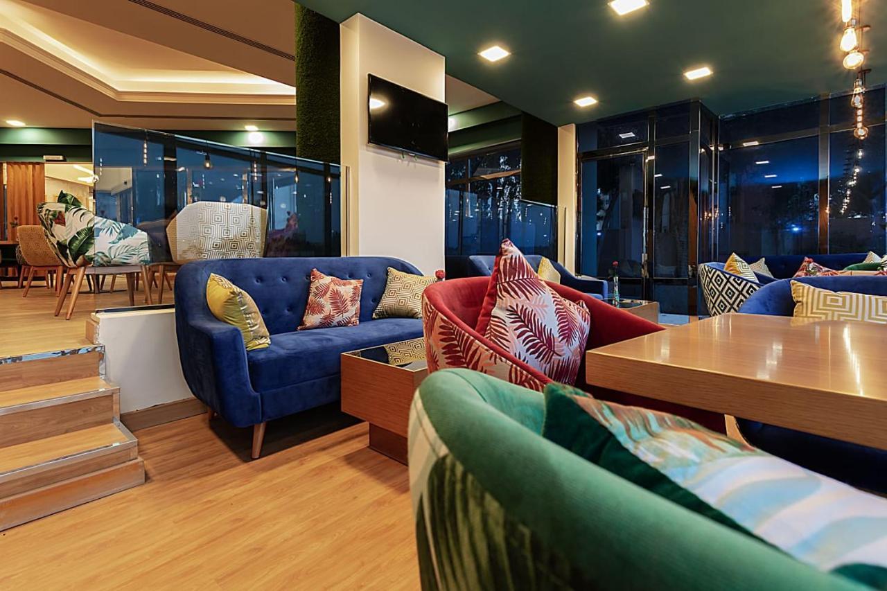 Hotel Phoenicia Tower And 4*