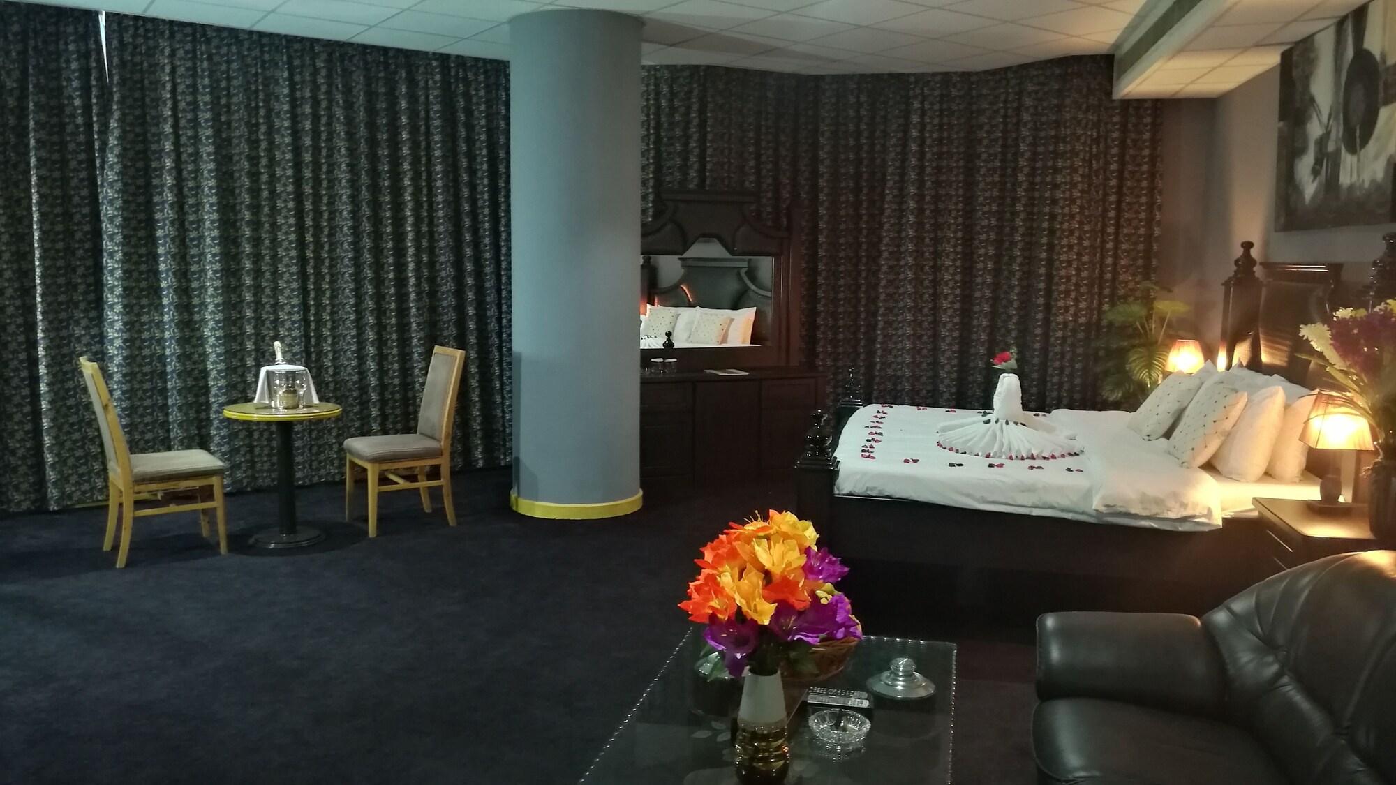 Hotel Phoenicia Tower And Manama