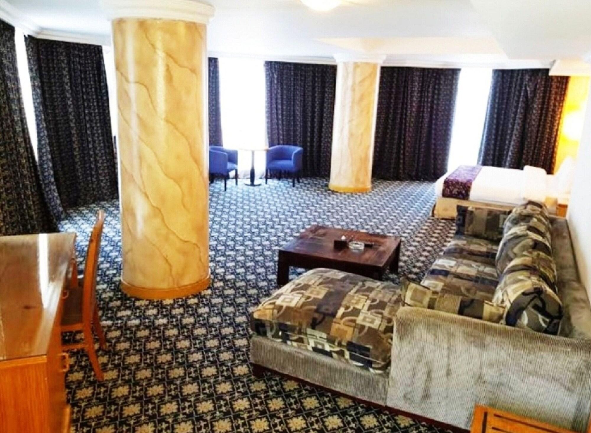 Phoenicia Tower And 4* Manama